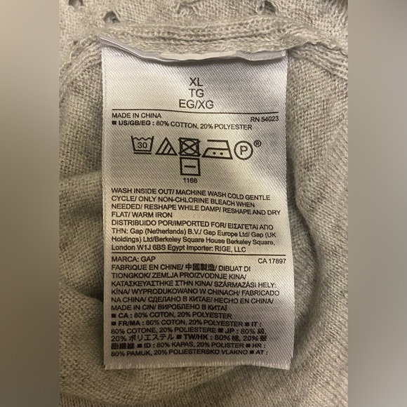 EUC Gap Grey Mesh Sweater - Size:XL - Picture 4 of 4